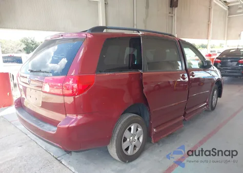 2010 Toyota Sienna Le from USA, damaged, VIN 5TDKK4CC2AS337199